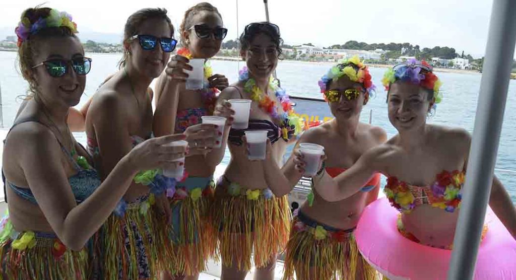 Despedidas en Barco Salou